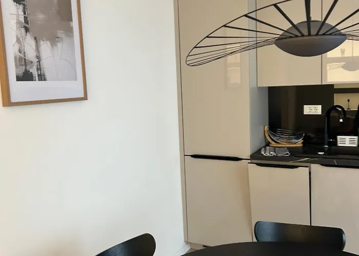 Luxury In Center 아파트